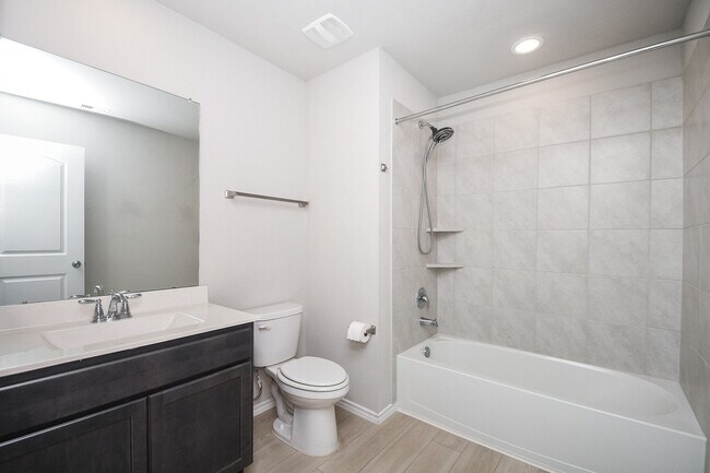 Building Photo - 9316 Colonial Bent Pl