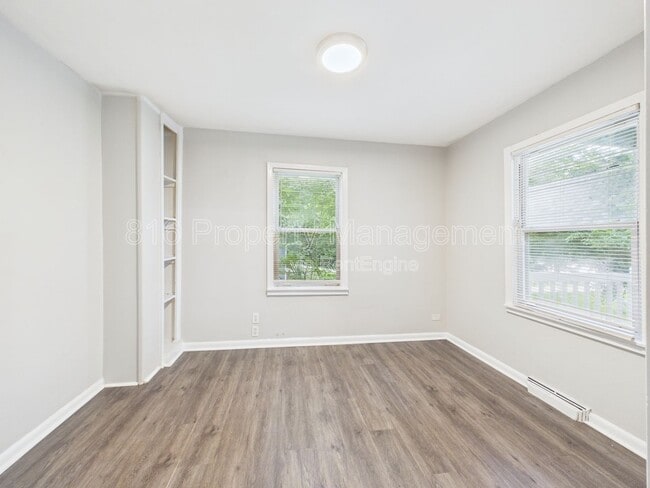 Building Photo - 8028 Montgall Ave