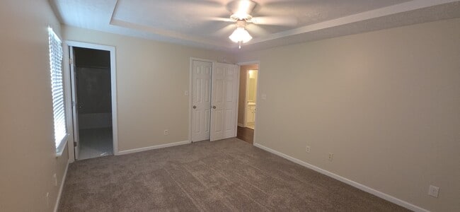 Building Photo - 528 McKean Dr