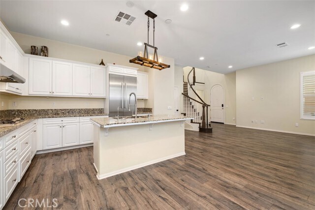 Building Photo - 3 Lavanda St