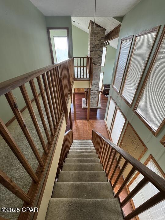 Building Photo - 833 W Pierson Dr