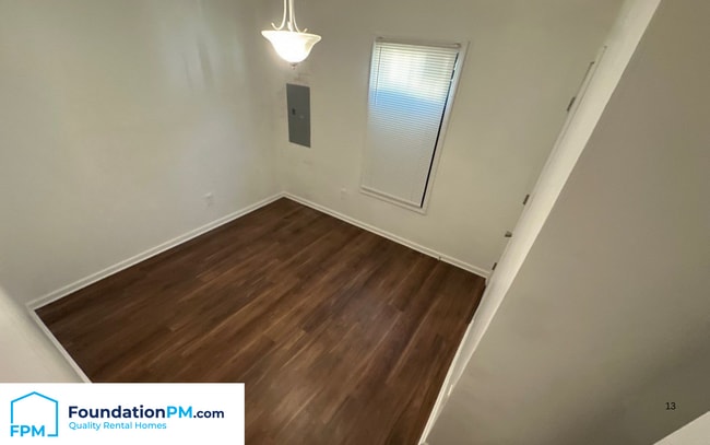 Building Photo - 1663 Humber St