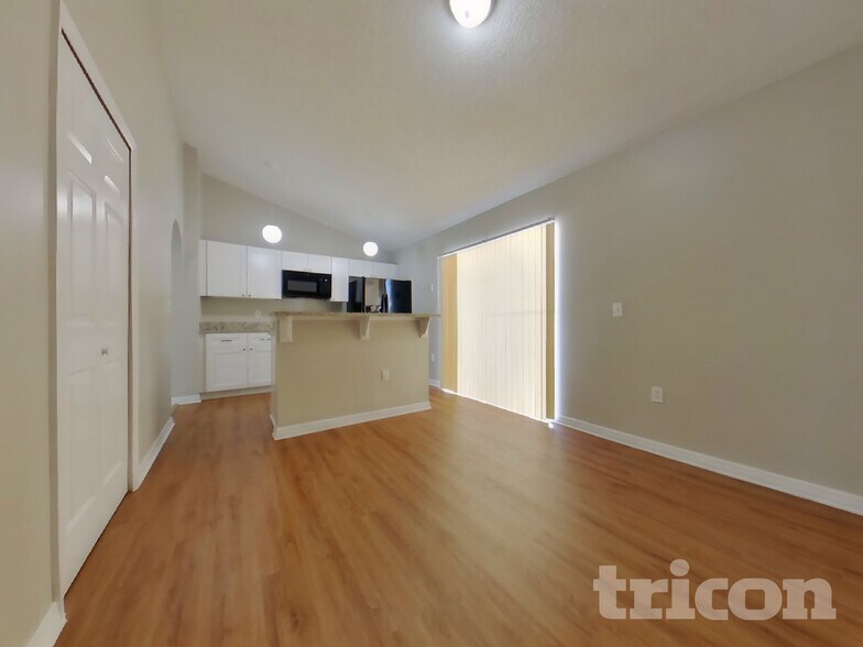 Building Photo - 228 Danville Dr