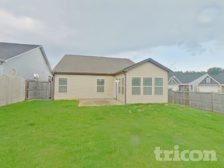 Building Photo - 801 Alley Ridge Dr