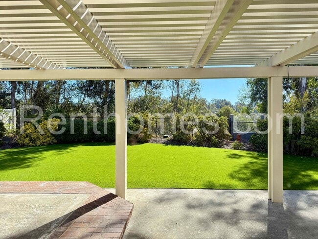 Building Photo - 11895 Handrich Dr