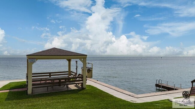 Building Photo - 77 Santa Isabel Blvd