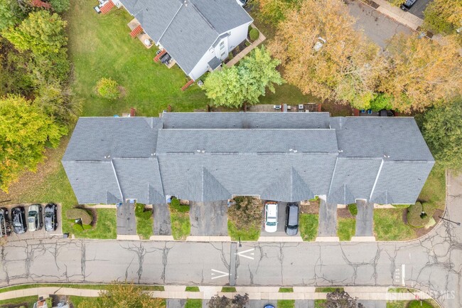 Building Photo - 267 Shady Oak Ct