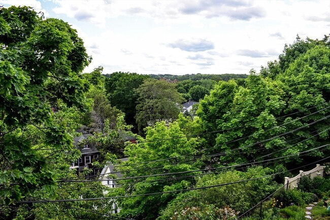 Building Photo - 43 Oakview Terrace