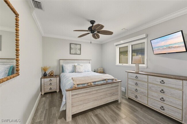 Building Photo - 530-108 108th Ave N