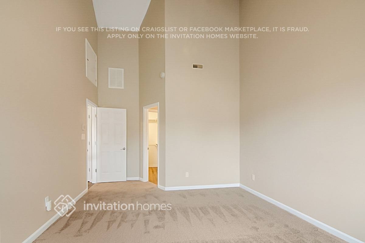 Building Photo - 53 Hobson Ln