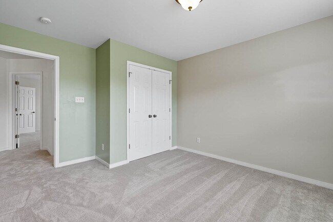 Building Photo - 22030 Lake Jordan Dr