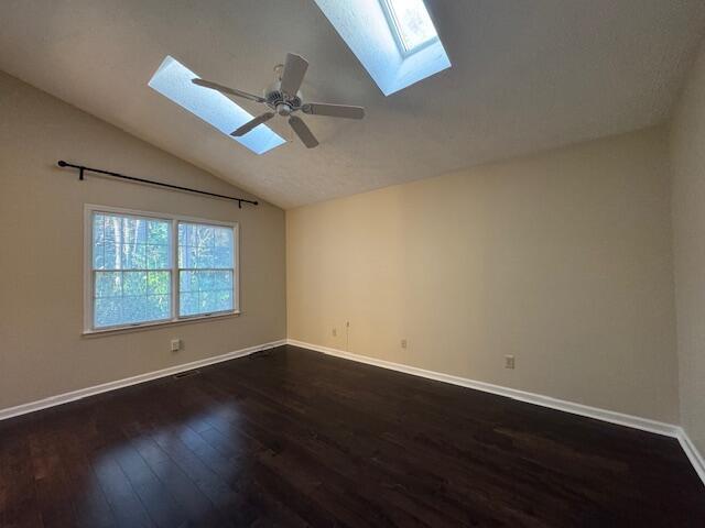 Building Photo - 170 Boxwood Rd