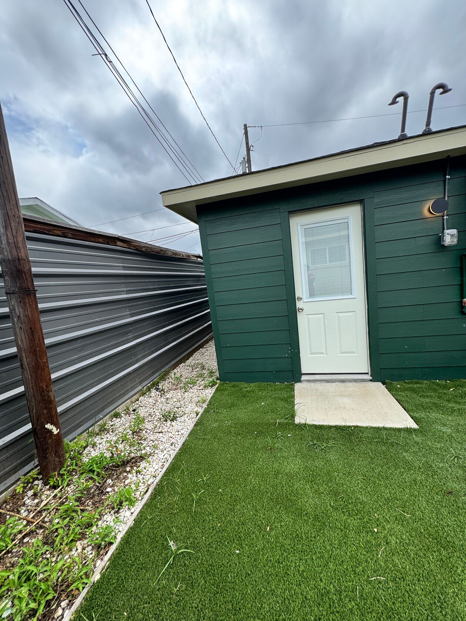 Building Photo - 7316 La Salette St
