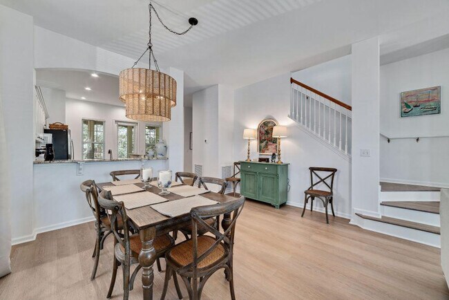 Building Photo - 9343 Marigot Promenade