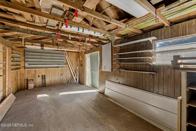 Building Photo - 1503 Broome St