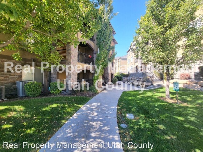 Building Photo - 3 br, 2 bath House - 518 S 2150 W Apt. 304