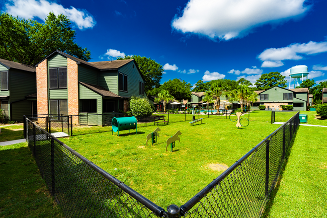 Building Photo - OAK BEND APARTMENTS