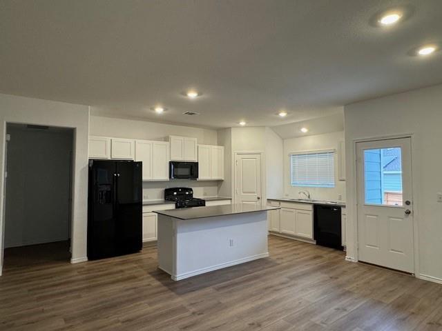Building Photo - 222 Carmello