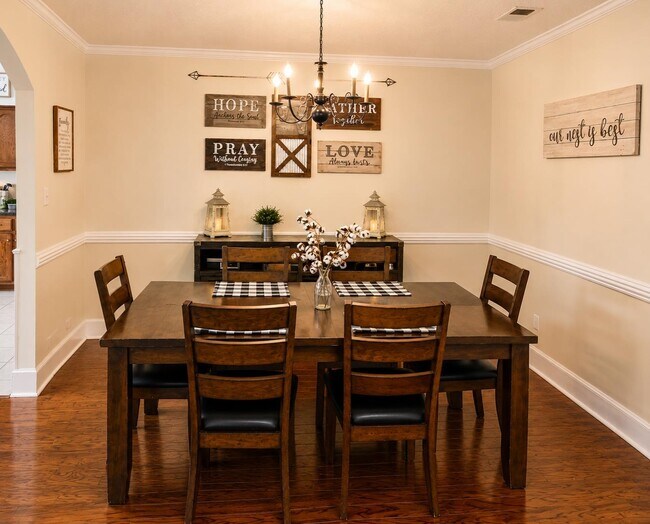 Building Photo - 11652 Belle Manor Dr