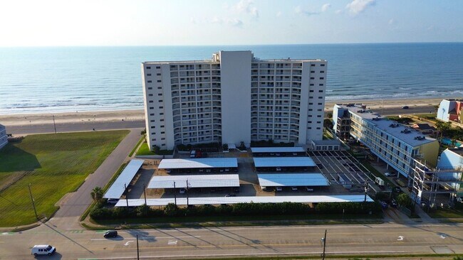 Building Photo - 7700 Seawall Blvd