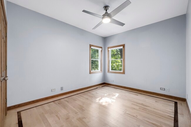 Building Photo - 721 38th St