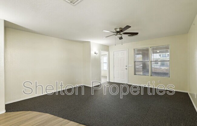 Building Photo - 345 N 15th St
