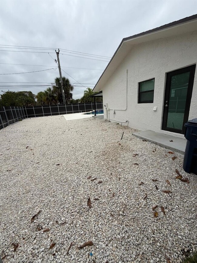 Building Photo - 21052 SW 97th Pl