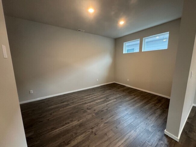 Building Photo - Brand New 2025 Home in Bakerview