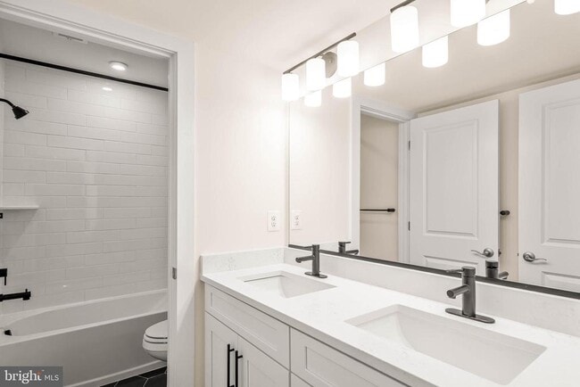 Building Photo - 383 Scranton Ln