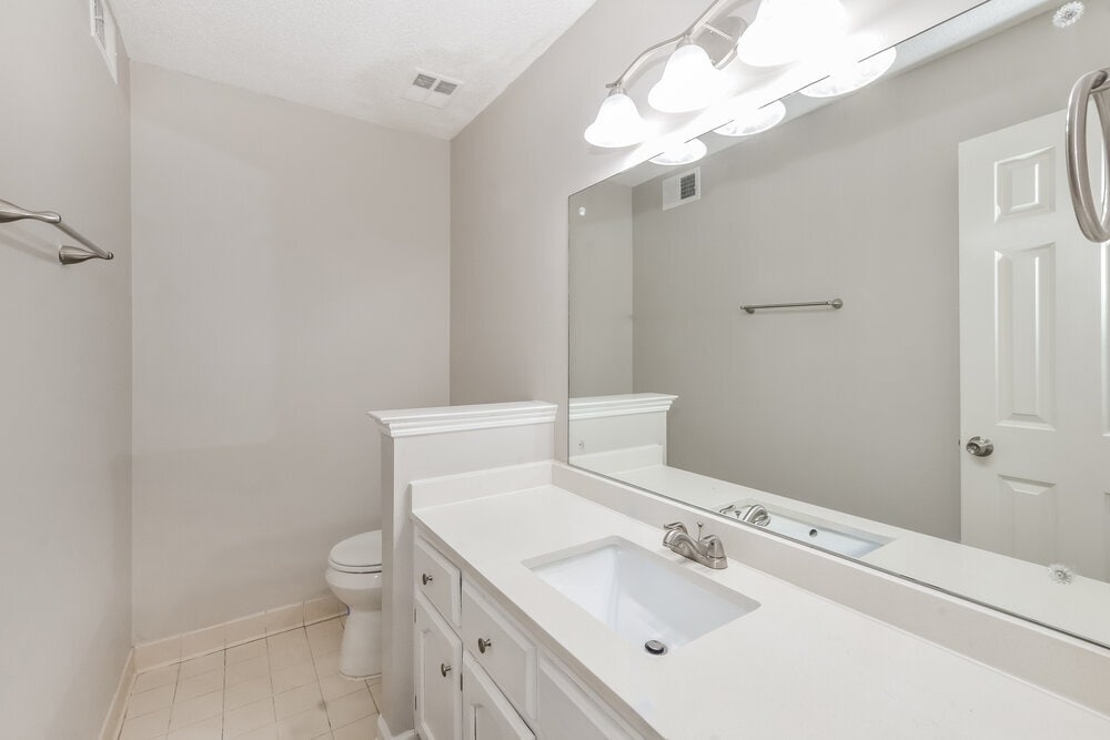 Building Photo - 8959 Raspberry Ln