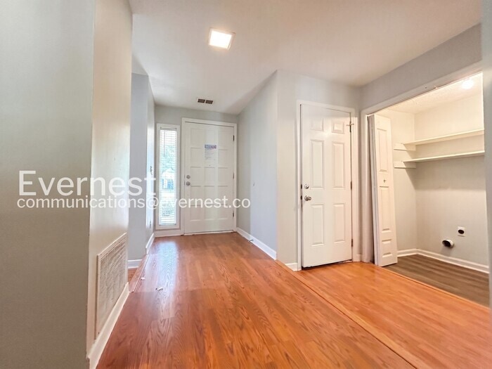 Building Photo - 1515 Captain Thomas Ct