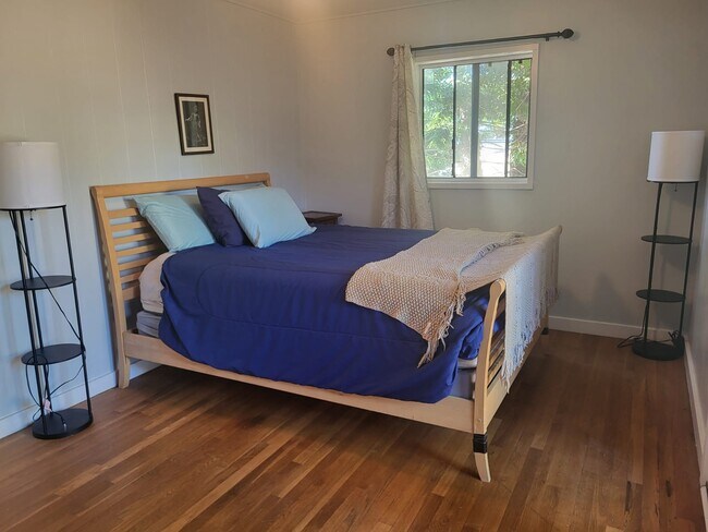 Building Photo - 1061 Pookela Rd