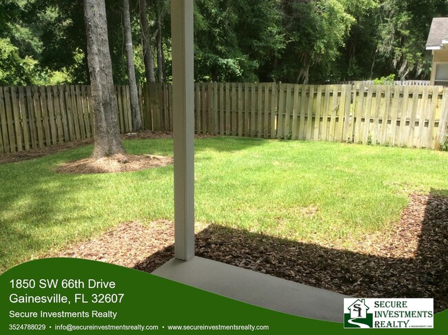 Building Photo - 3/2 Newer home in Portofino with split floor plan