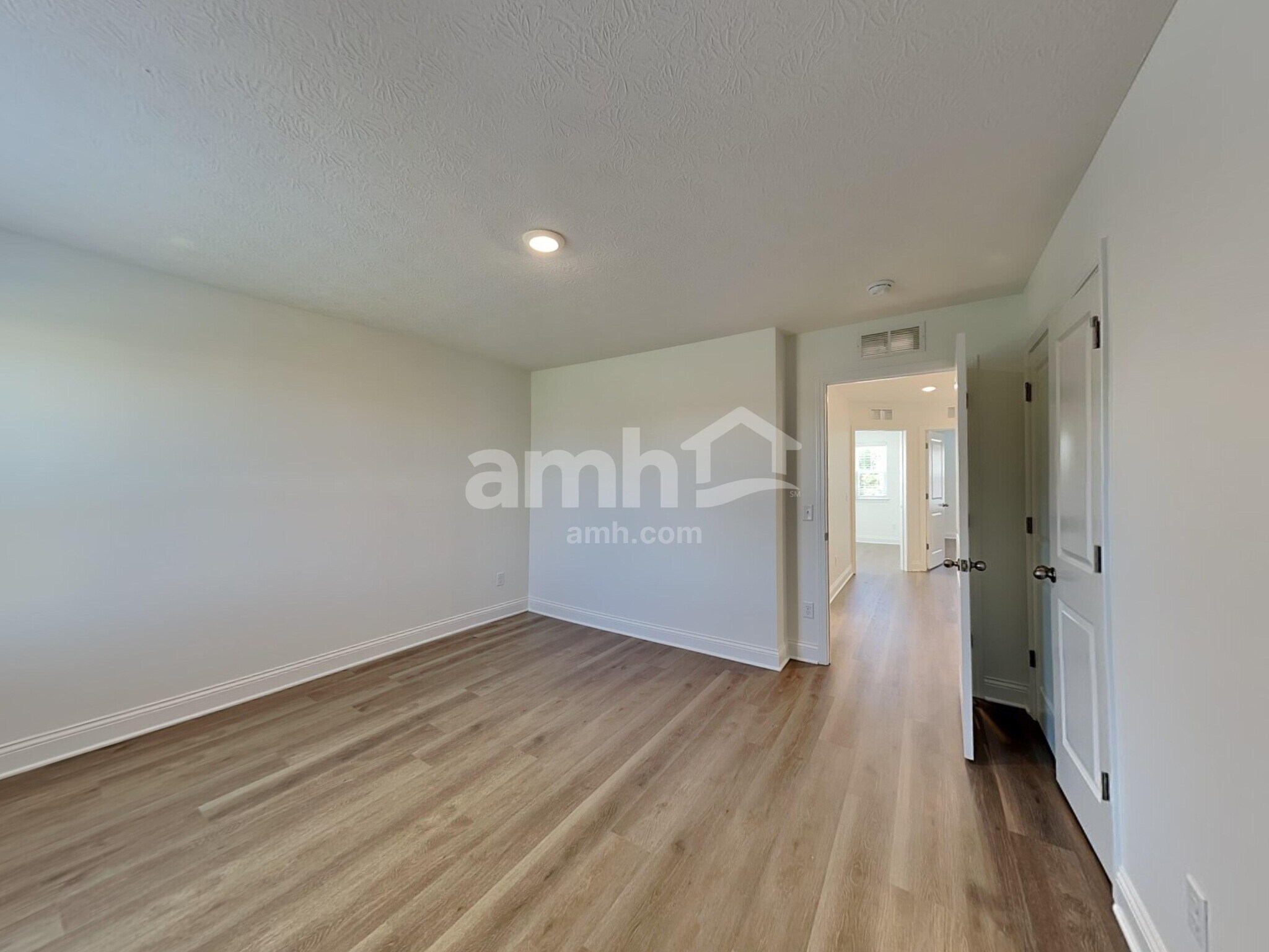 Building Photo - 202 Kramer Mills Dr