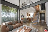 Building Photo - 1220 N Orange Grove Ave