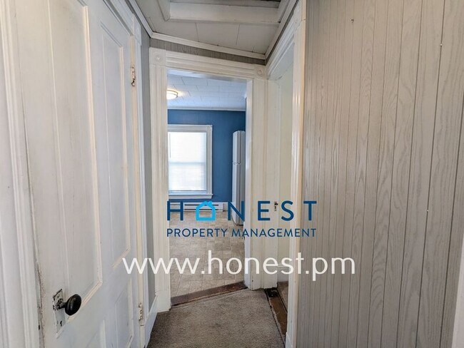 Building Photo - 3 Deeb St