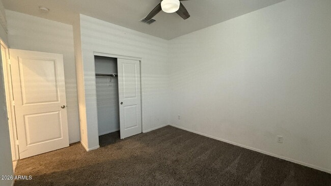 Building Photo - 1137 W Chimes Tower Dr