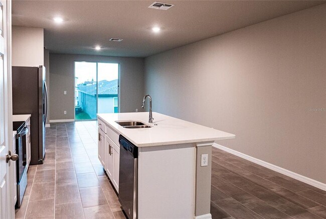 Building Photo - 3091 Bella Vista Dr