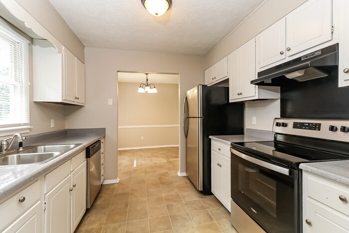 Building Photo - 207 Osmond Dr