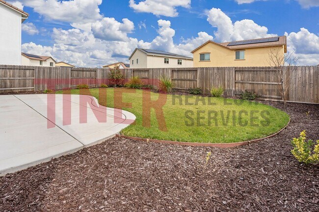 Building Photo - 8288 Schellhous Dr