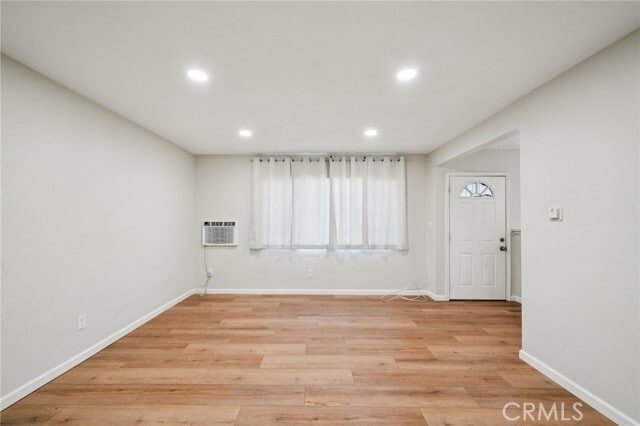 Building Photo - 7390 Valaria Dr