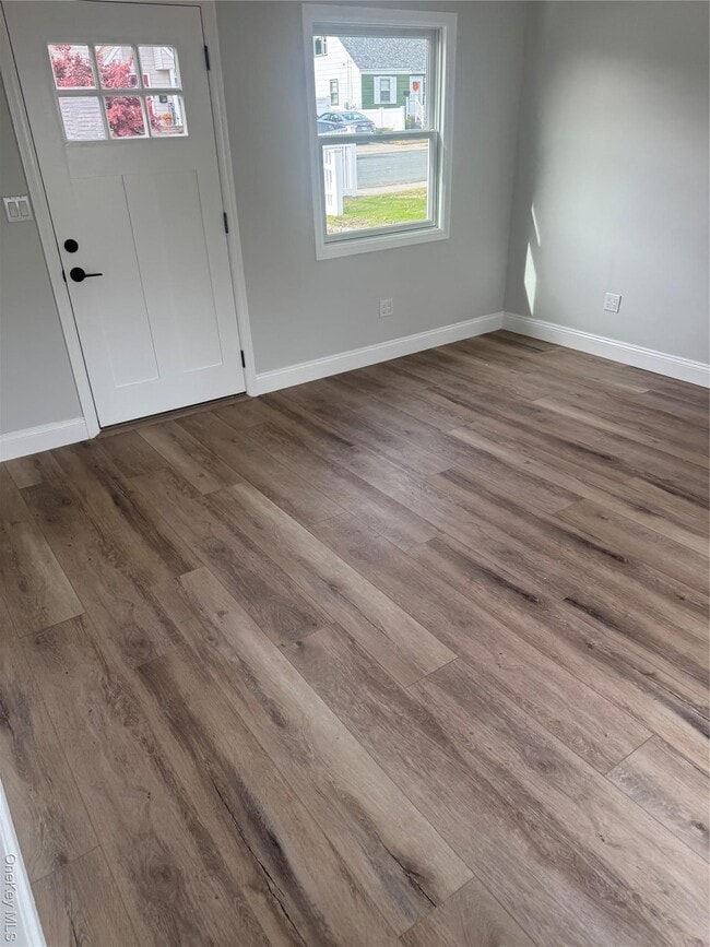 Building Photo - 10 Vermont St