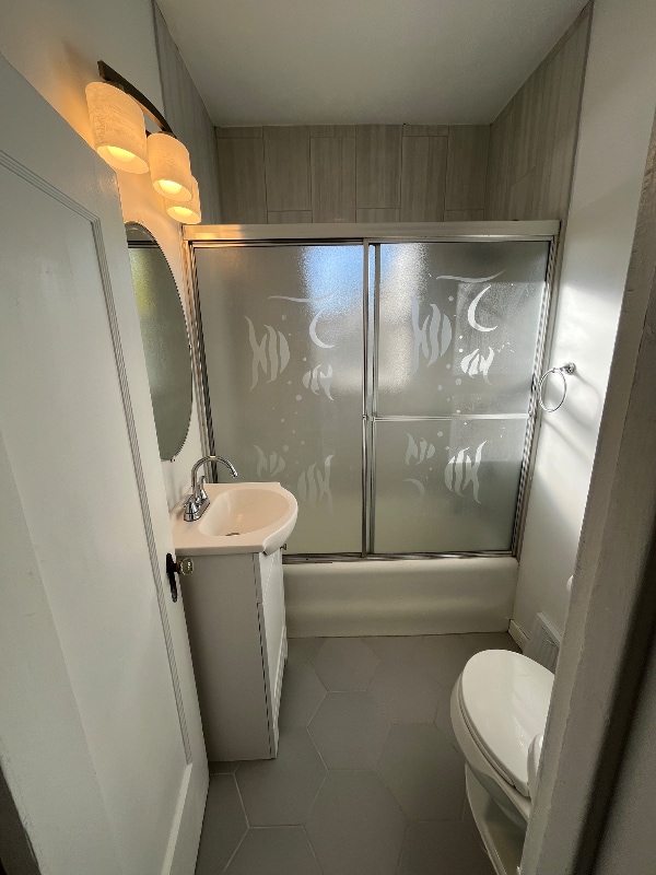 Building Photo - 2403 S St Paul St