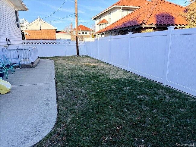 Building Photo - 214 National Blvd