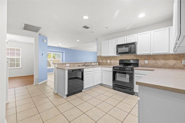 Building Photo - 5818 La Crema