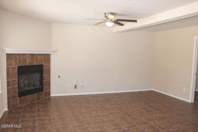 Building Photo - 1458 Senda Del Sol Ln