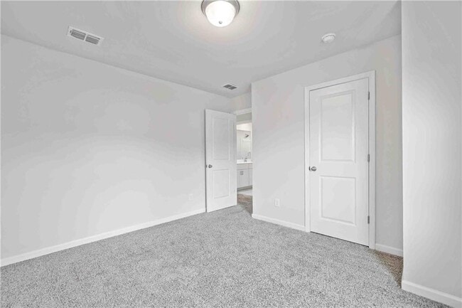 Building Photo - 279 Wells Cir