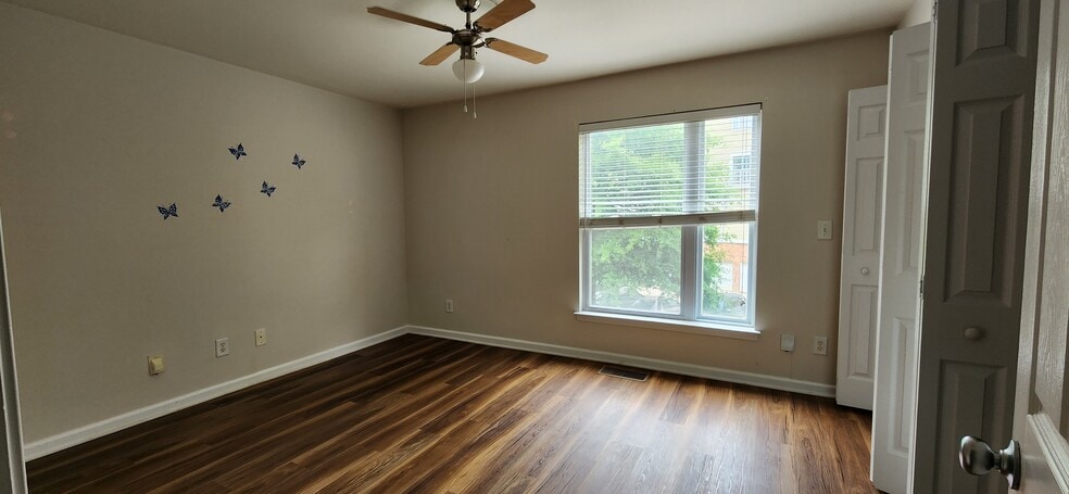 Building Photo - 3635 Warp St