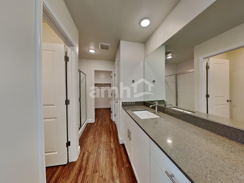 Building Photo - 2665 W 3290 S