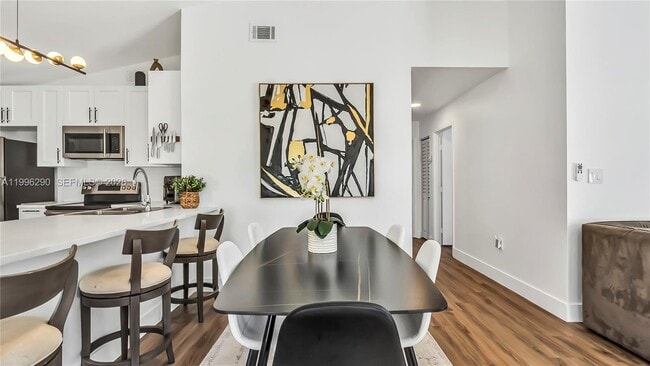 Building Photo - 651 Shiloh Terrace